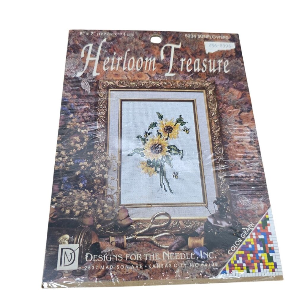 Heirloom Treasures Counted Cross Stitch Kit Sunflowers Bumblebees #5234 New 5x7”